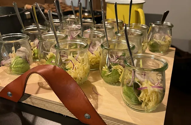 Gläser für einen Empfang vorbereitet
